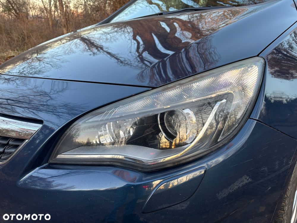 Opel Astra 1.4 Turbo Cosmo - 10