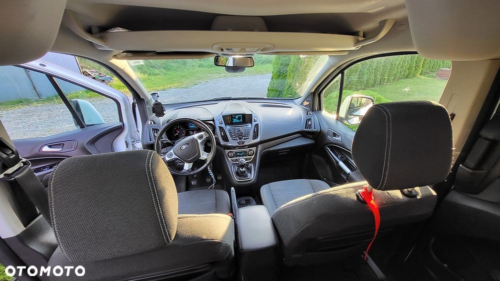 Ford Tourneo Connect 1.5 TDCi Titanium - 17