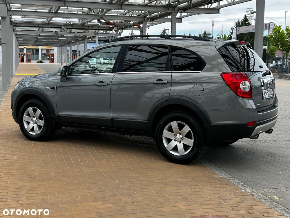 Chevrolet Captiva - 12