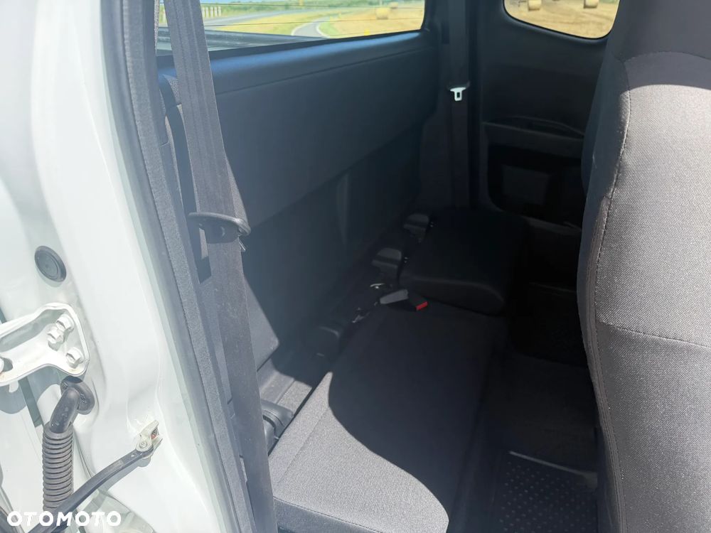 Isuzu D-Max - 13