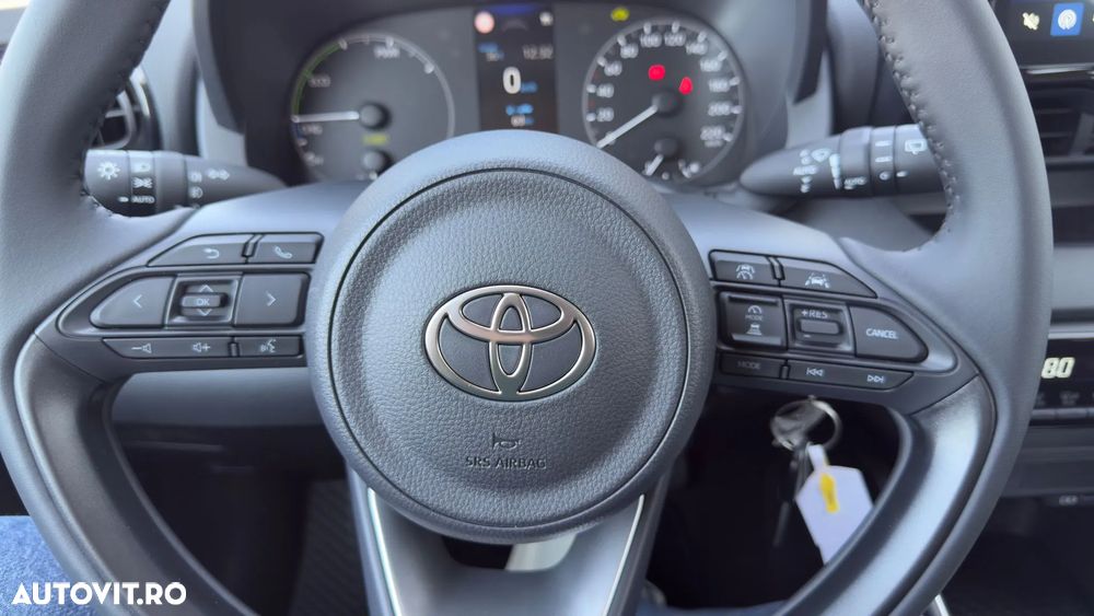 Toyota Yaris 1.5 VVT-i HSD Eco - 16