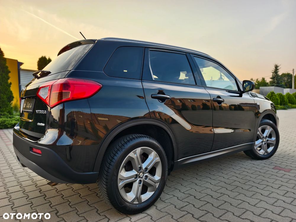 Suzuki Vitara 1.6 (4x4) Allgrip Comfort+ - 38