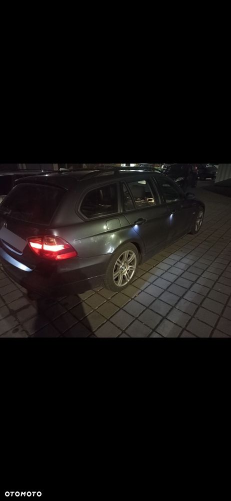 BMW Seria 3 320d - 8