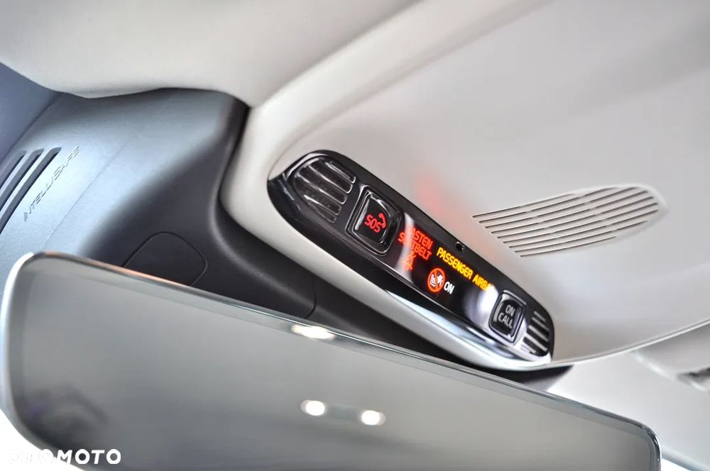 Volvo V60 D4 Inscription - 36