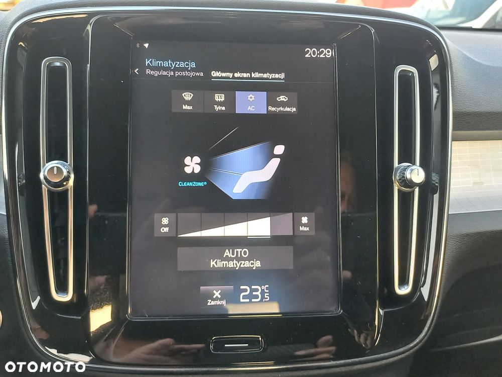 Volvo XC 40 D3 Momentum - 26