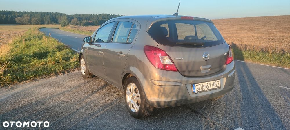 Opel Corsa - 3