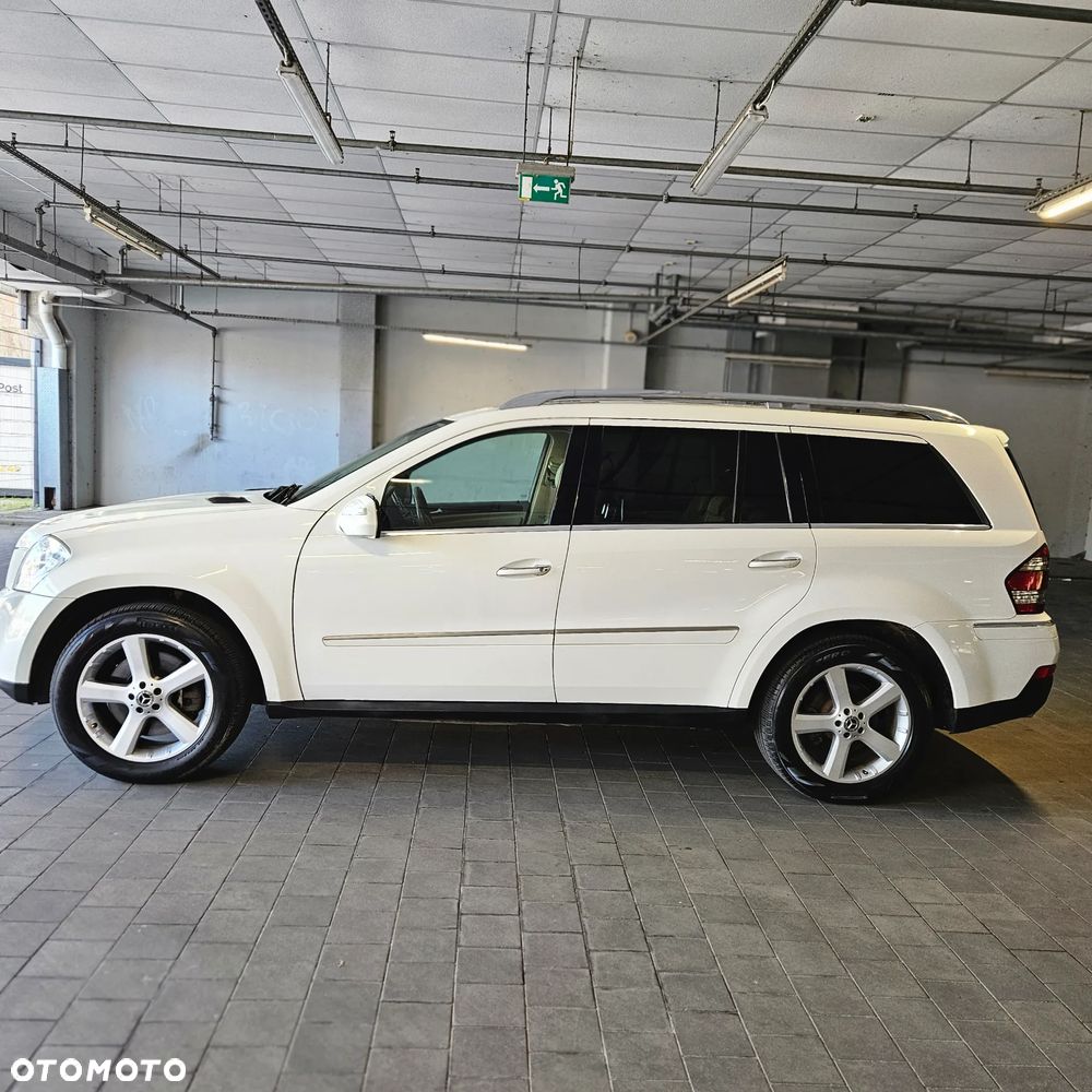 Mercedes-Benz GL - 7