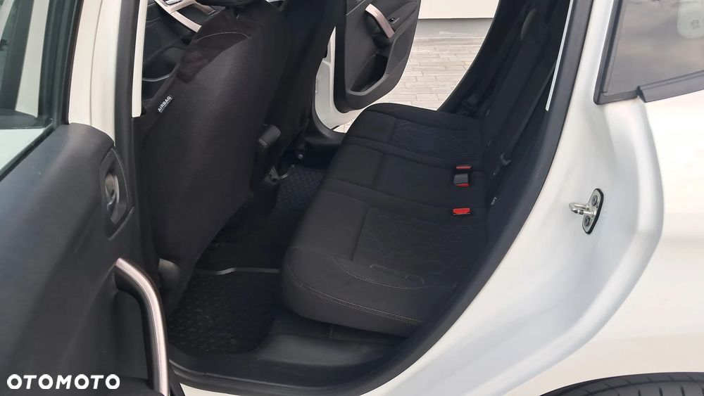 Peugeot 2008 1.4 HDi Active - 12
