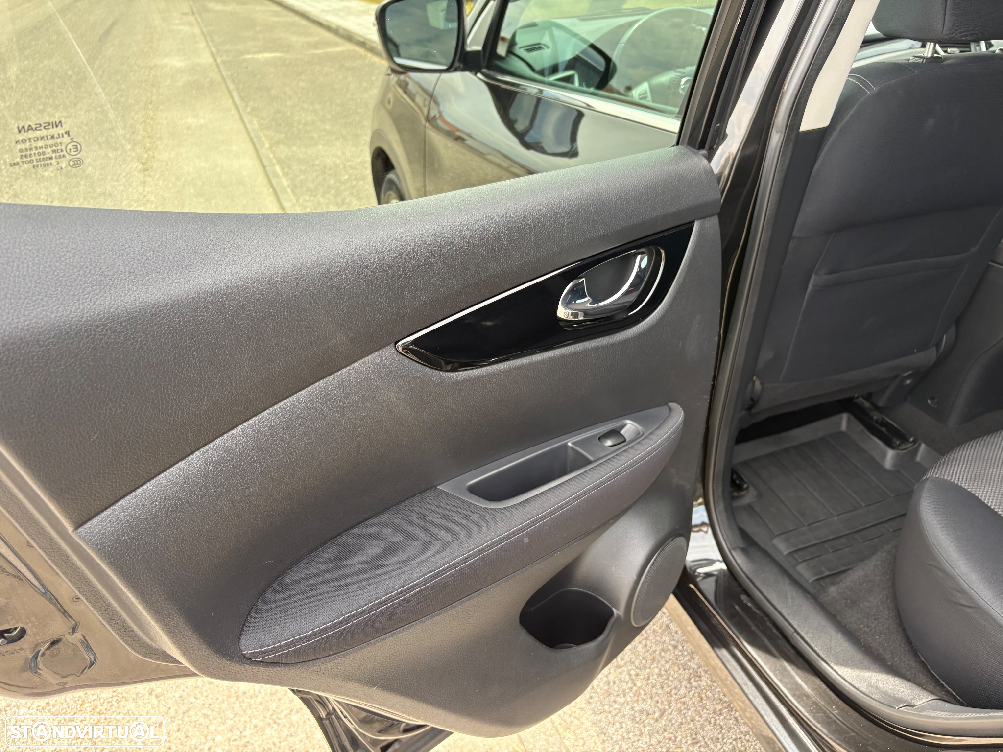 Nissan Qashqai 1.6 dCi N-Tec - 34