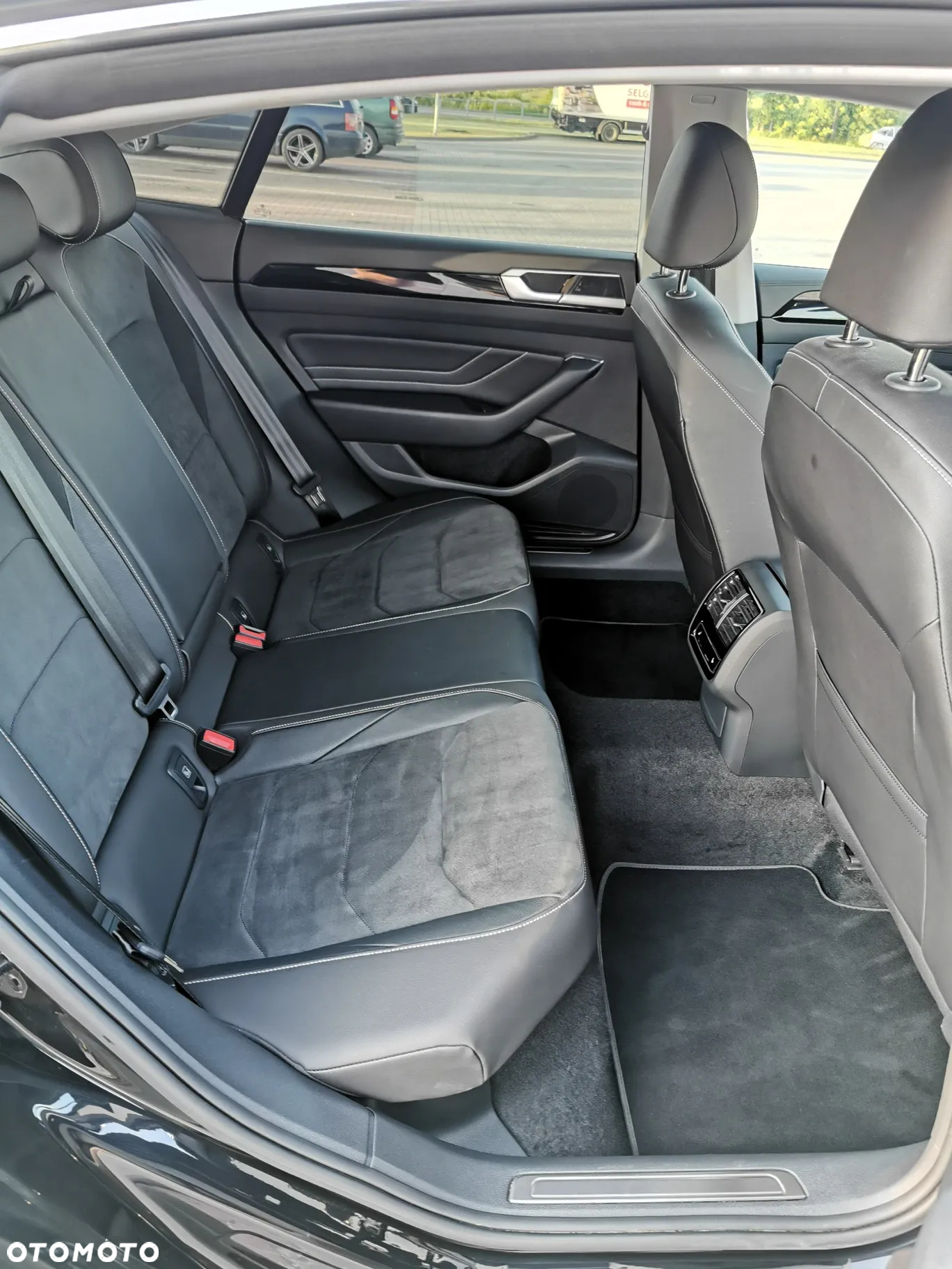 Volkswagen Arteon 2.0 TSI Elegance DSG - 15