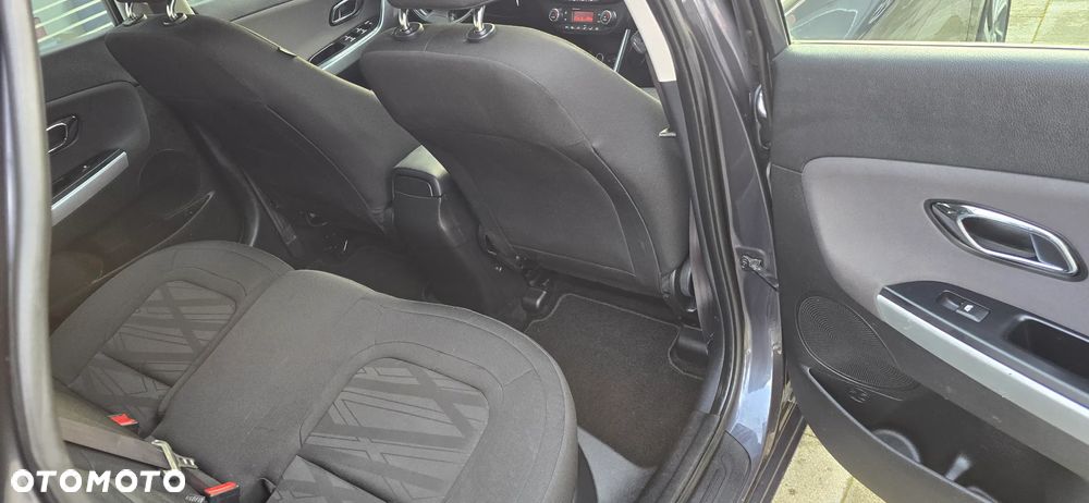 Kia Ceed 1.6 CRDi 128 Dream-Team Edition - 28