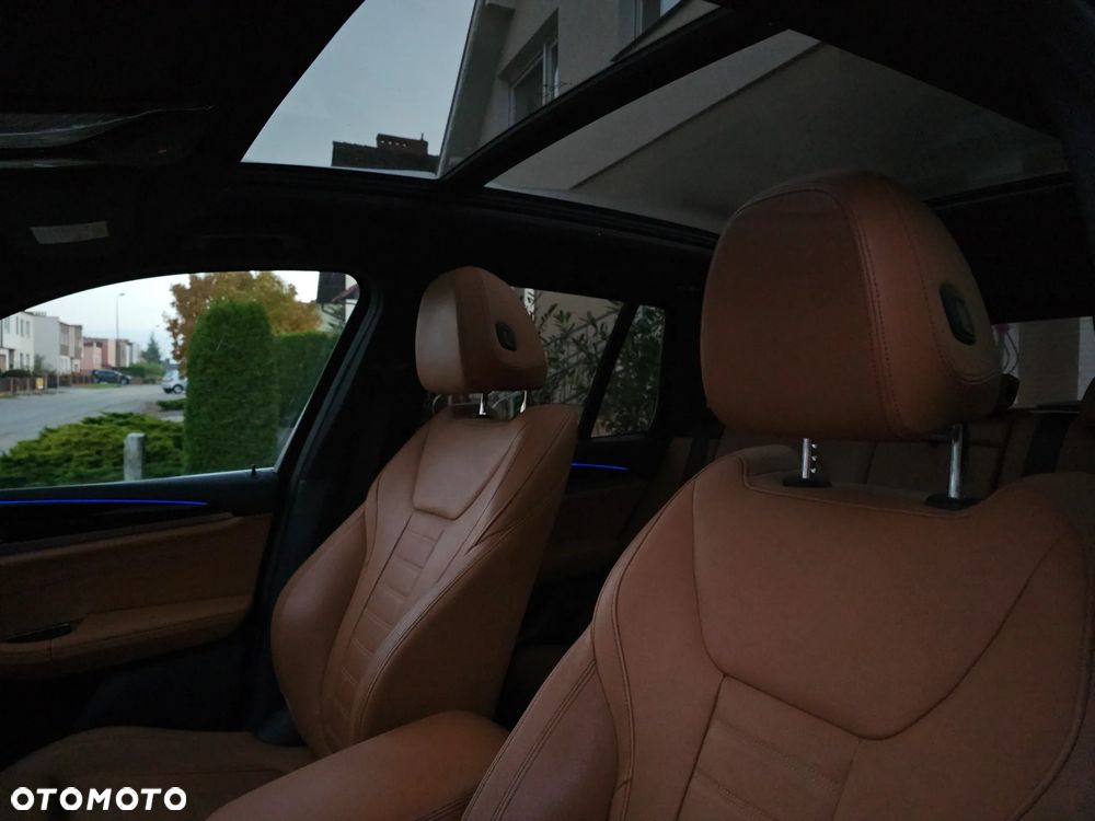 BMW X3 xDrive20d M Sport - 12