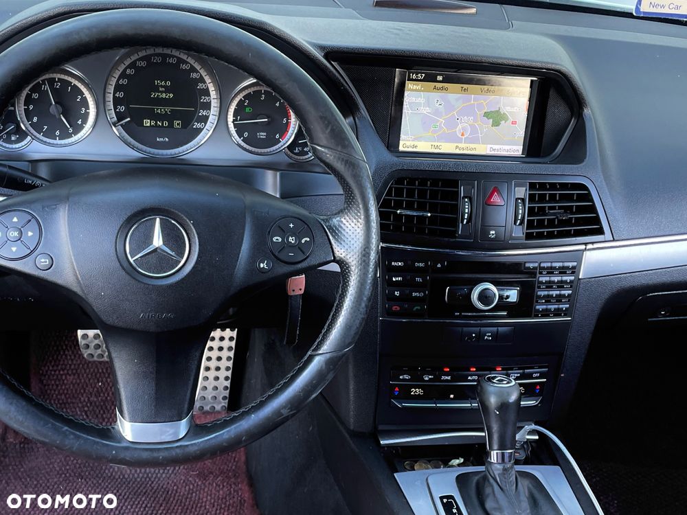 Mercedes-Benz Klasa E 250 CDI 7G-TRONIC - 21