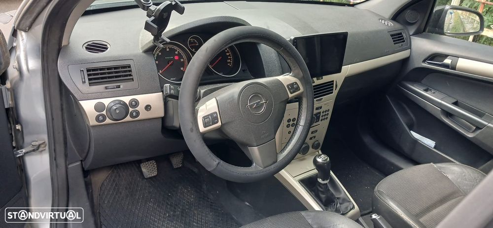 Opel Astra 1.3 CDTI Enjoy EcoFLEX - 10