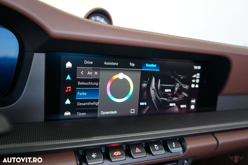 Porsche 911 Carrera PDK - 32