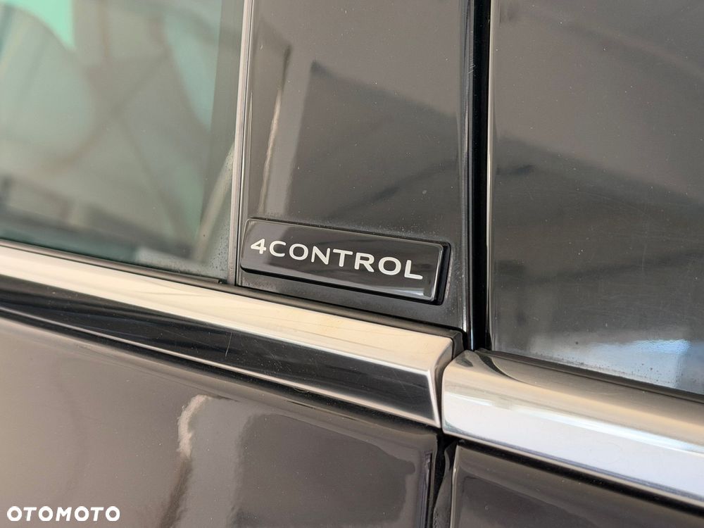 Renault Espace 1.6 dCi Energy Initiale Paris EDC 7os - 40