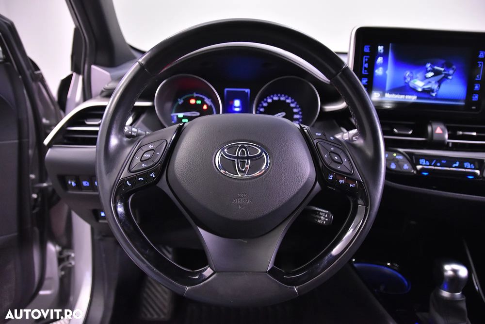 Toyota C-HR - 16