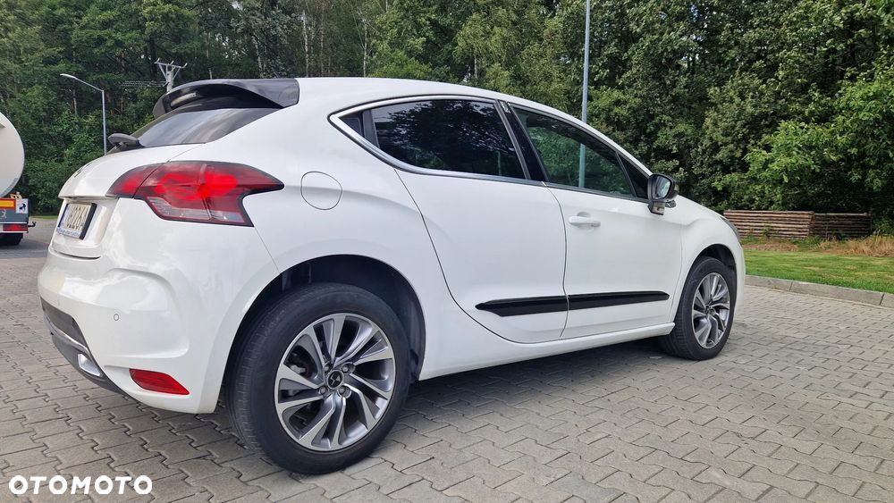 Citroën DS4 HDi 110 SoChic - 7