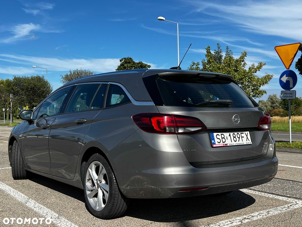 Opel Astra - 4