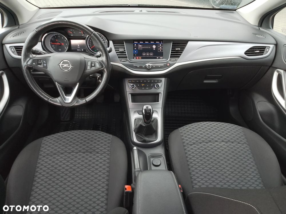 Opel Astra 1.2 T Edition S&S - 15