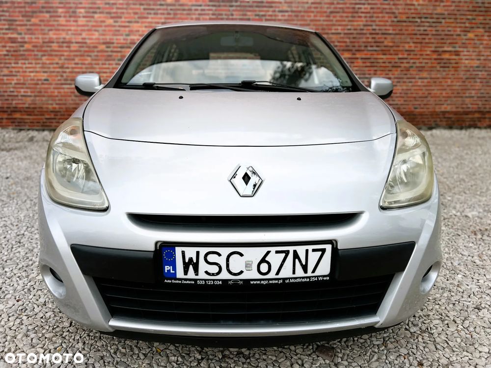 Renault Clio - 35