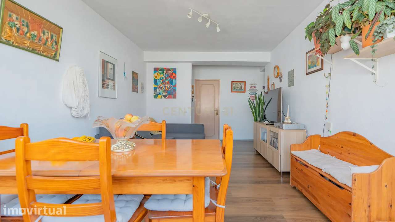 T3 em Oeiras - excelente localização, com muita luminosidade e com tud - Grande imagem: 5/45