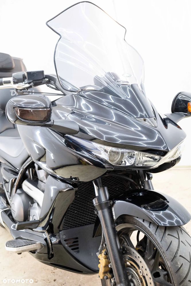 Honda DN-01 - 11