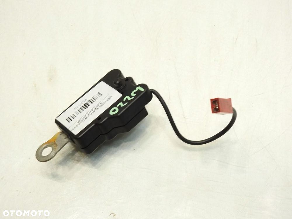 WZMACNIACZ ANTENY ANTENOWY MERCEDES W220 2208201489 - 6
