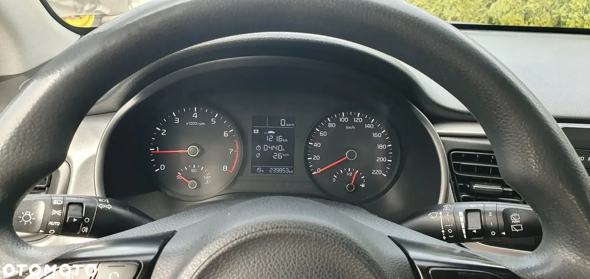 Kia Rio - 9