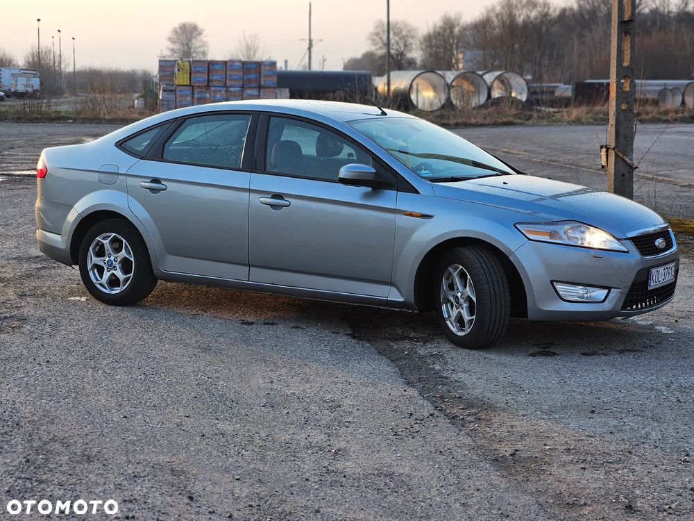 Ford Mondeo 1.8 TDCi Ambiente - 2