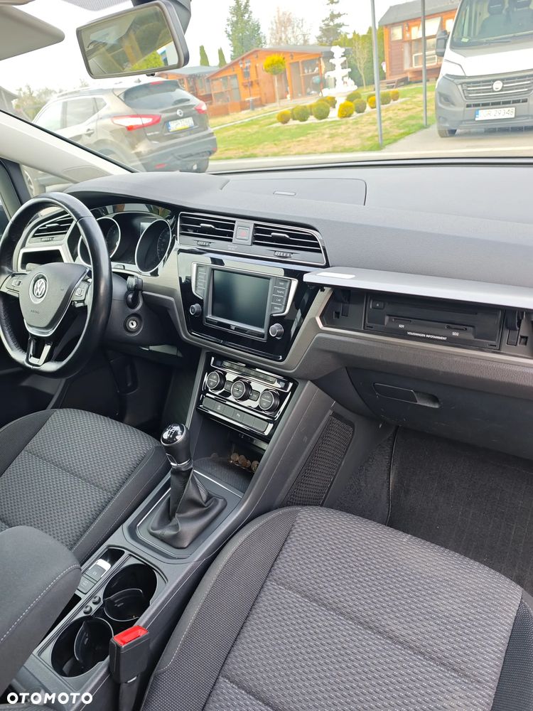 Volkswagen Touran 1.6 TDI BMT SCR Trendline - 20