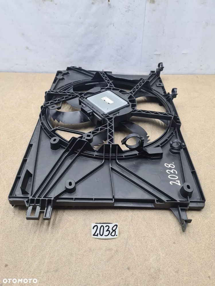 Toyota rav4 5 V od 19r 1636331500 wentylator obudowa wentylatora - 6