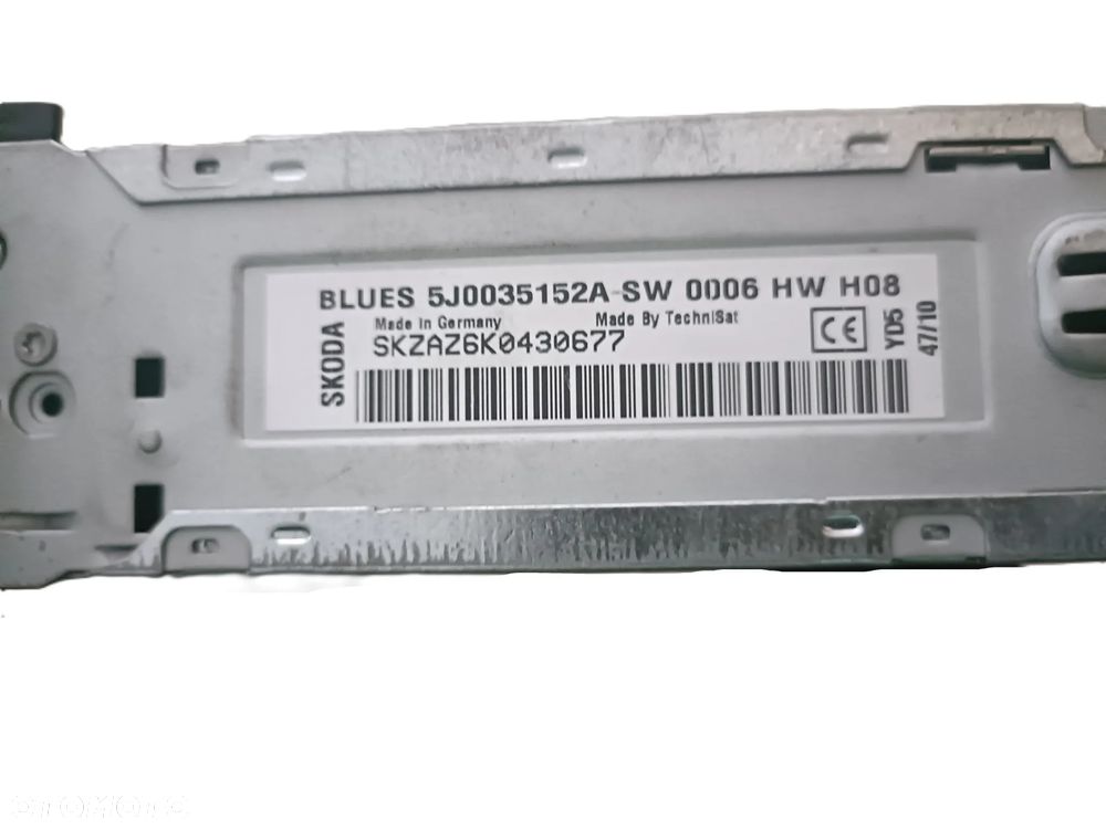 SKODA FABIA II LIFT 07-14 r. radioodtwarzacz radioodbiornik radio 5J0035152A + - 5