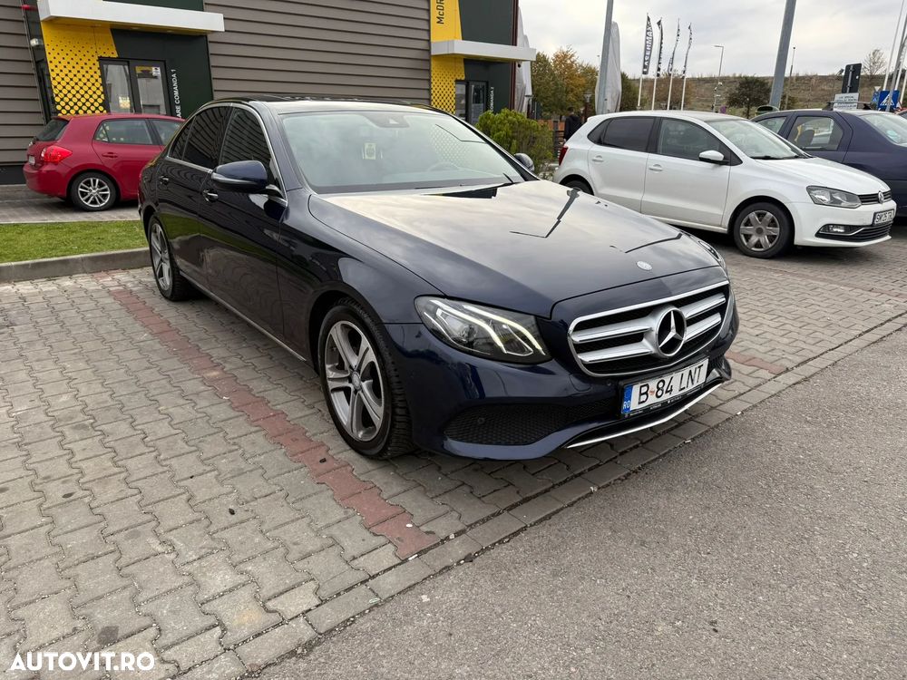 Mercedes-Benz E 200 4MATIC 9G-TRONIC Avantgarde - 4