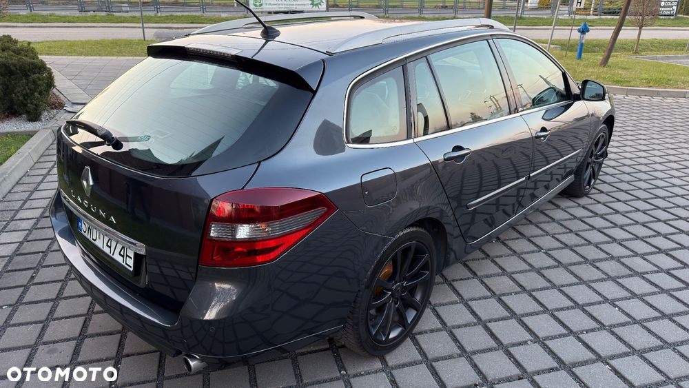 Renault Laguna 2.0 dCi Tech Run - 32