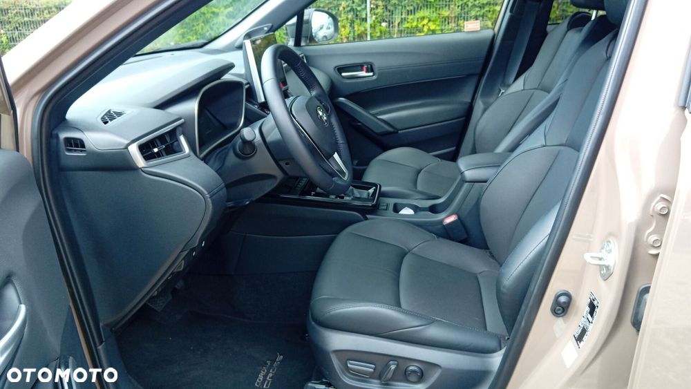 Toyota Corolla Cross 2.0 Hybrid Executive - 14