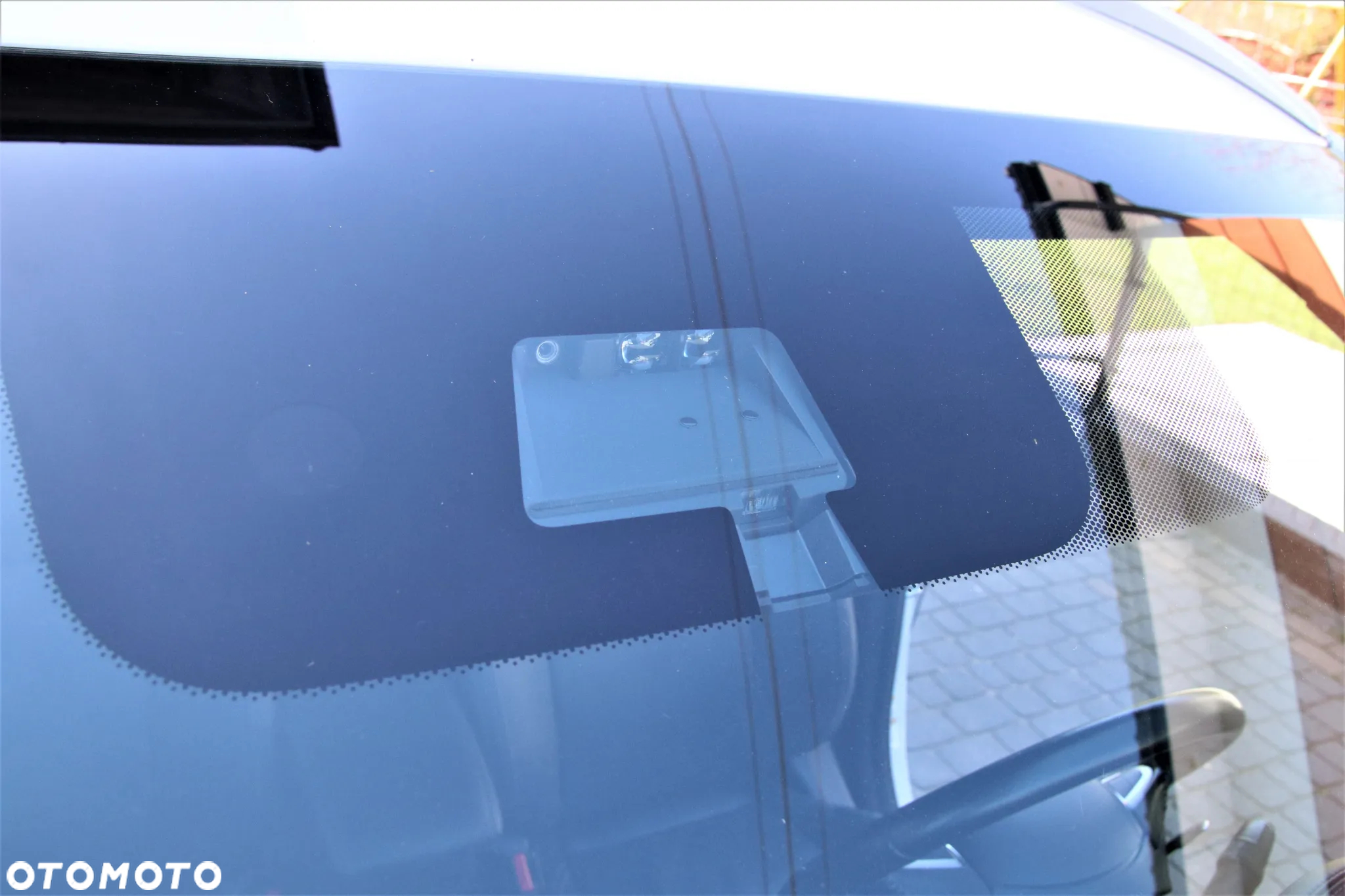 Mitsubishi Outlander 2.0 4WD Plug-In Hybrid - 38