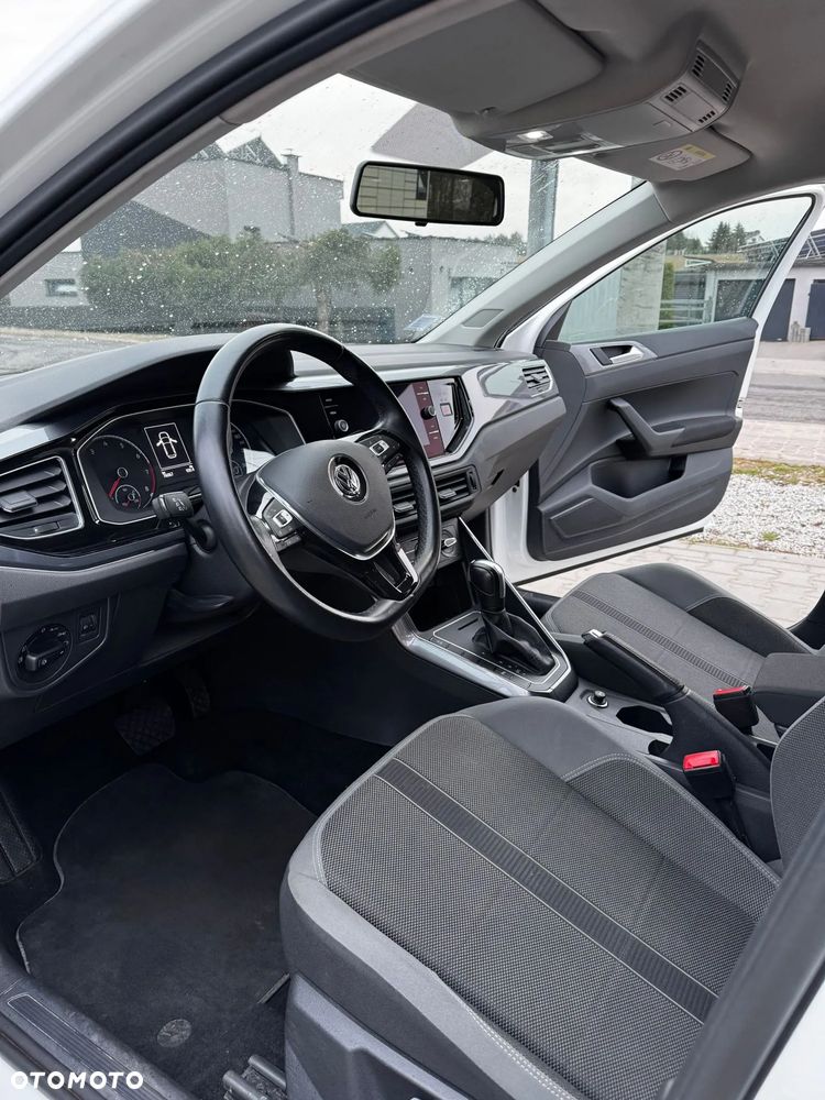 Volkswagen Polo 1.0 TSI DSG Highline - 29