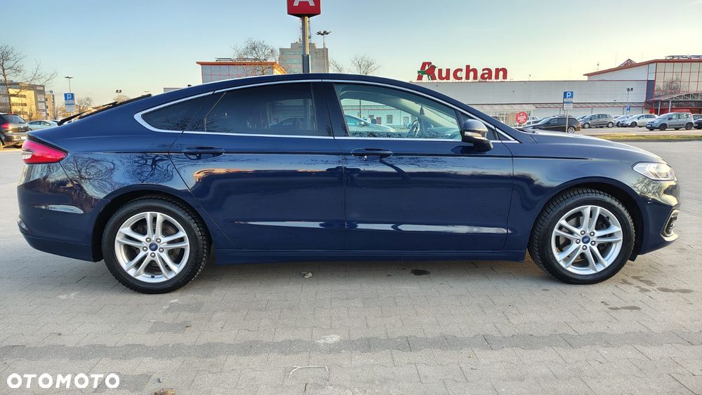 Ford Mondeo 2.0 EcoBlue Titanium - 24