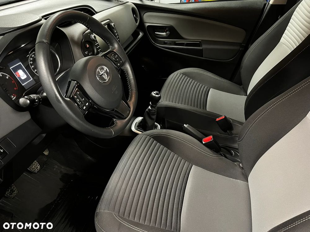 Toyota Yaris 1.5 Active - 30