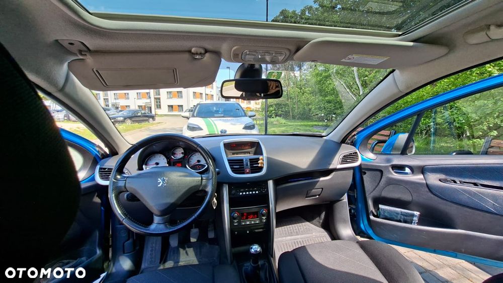 Peugeot 207 1.6 - 5