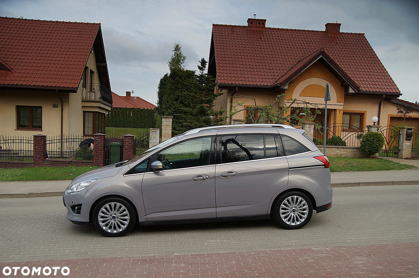 Ford Grand C-MAX 1.6 TDCi Titanium - 4