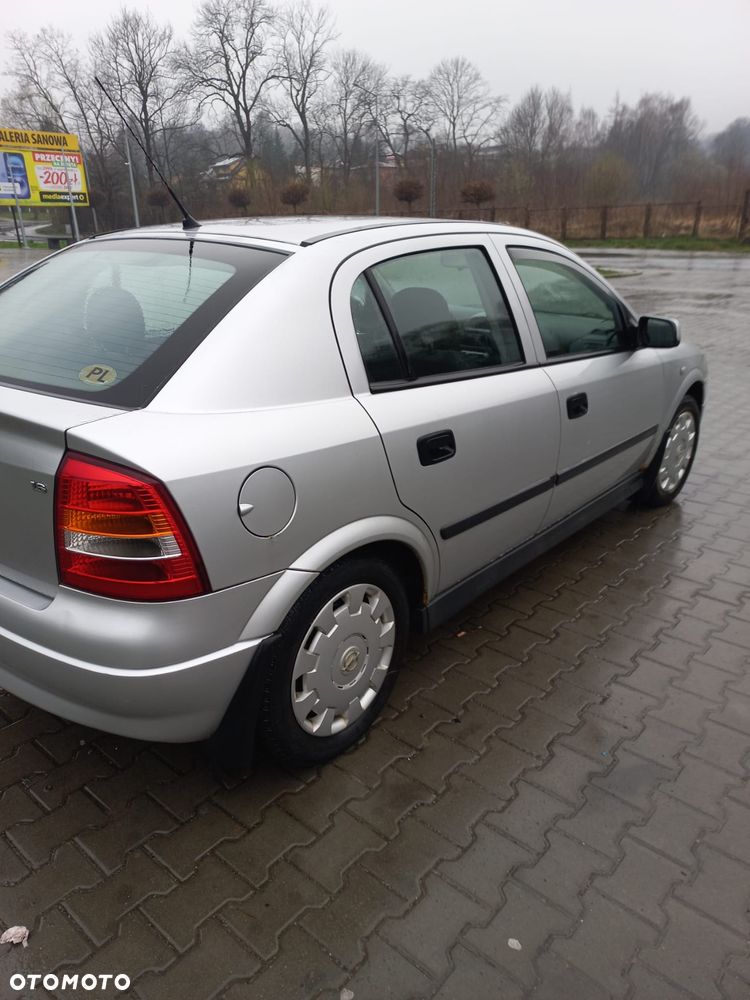 Opel Astra 1.6 GL / Start - 3