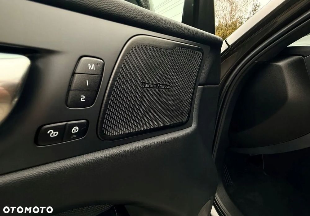 Volvo XC 60 B4 D Geartronic RDesign - 25