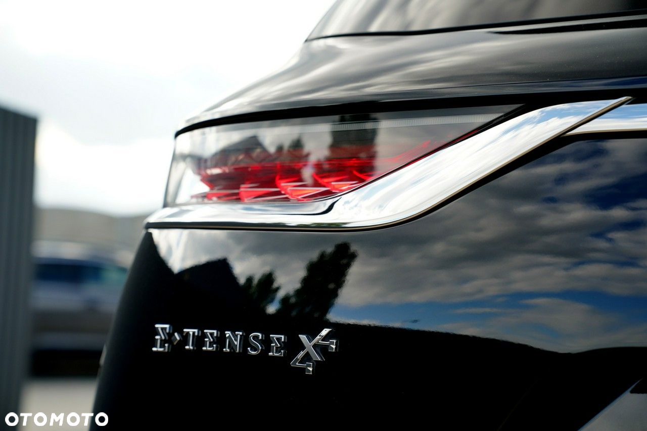 DS Automobiles DS 7 Crossback - 11