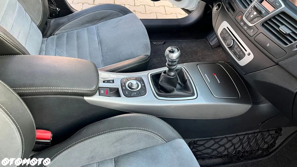 Renault Laguna ENERGY dCi 175 FAP Start & Stop Bose Edition - 20