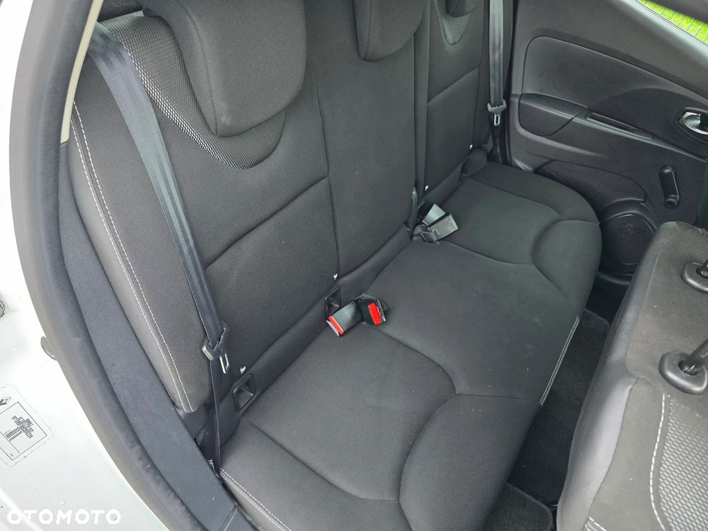 Renault Clio dCi 75 Stop & Start Expression - 23