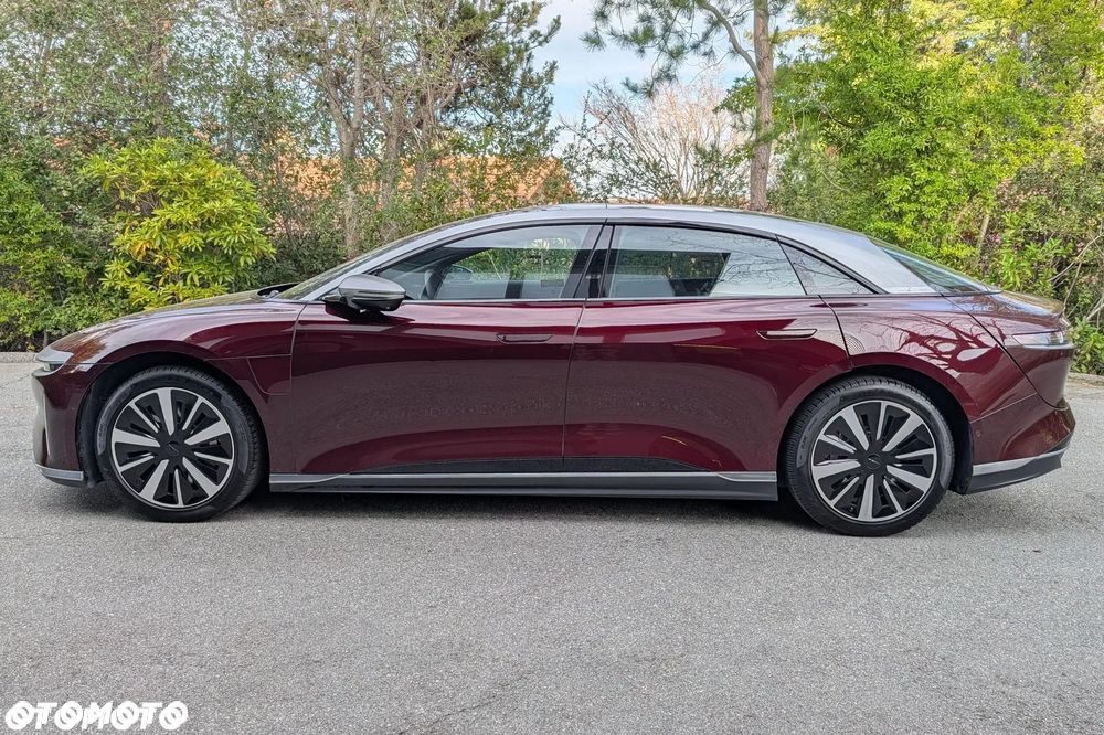 Lucid Air - 3