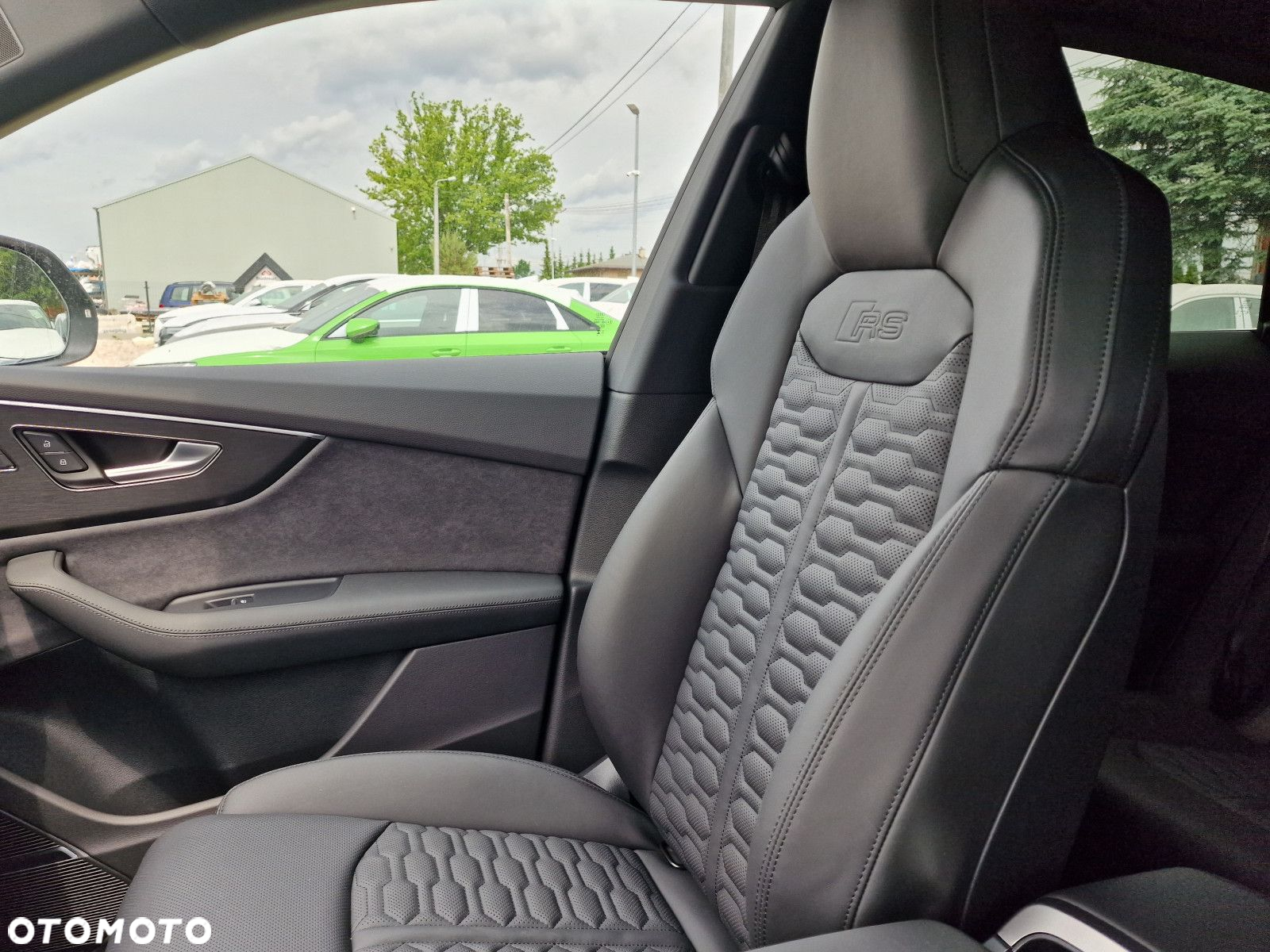 Audi RS Q8 - 24