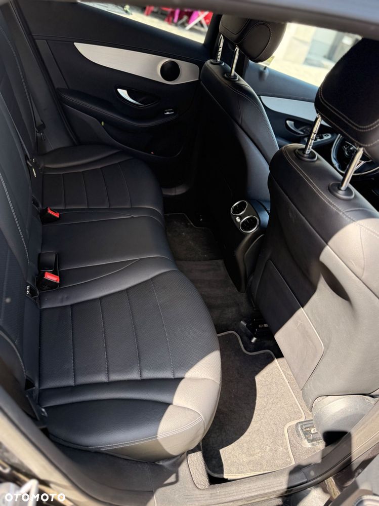 Mercedes-Benz GLC - 6
